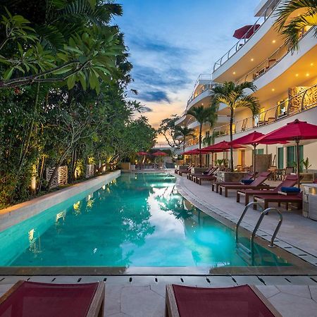 Aparthotel Anantara Vacation Club Legian Esterno foto